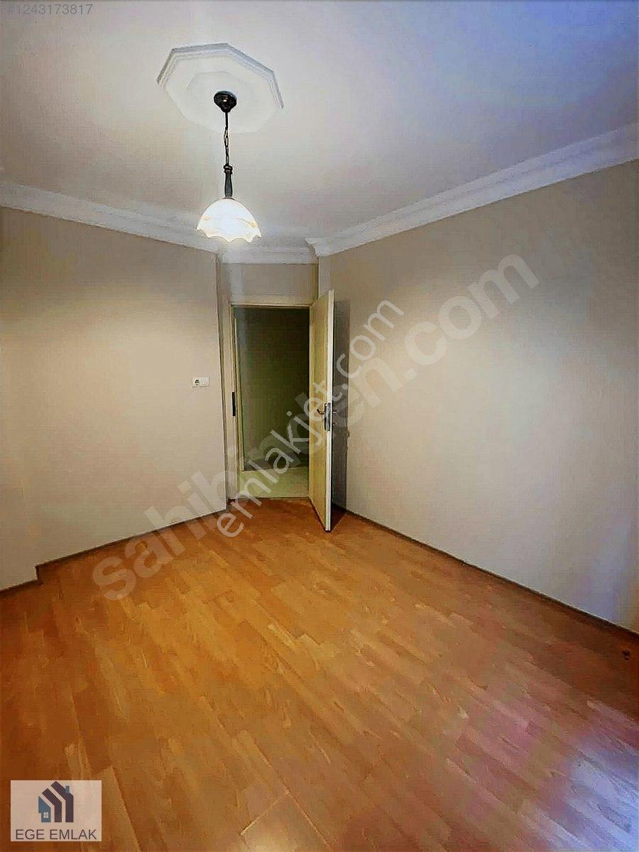 Ege Emlak'tan Çarşı İçerisinde Arakat Kiralık 2+1 Daire - Görsel 15