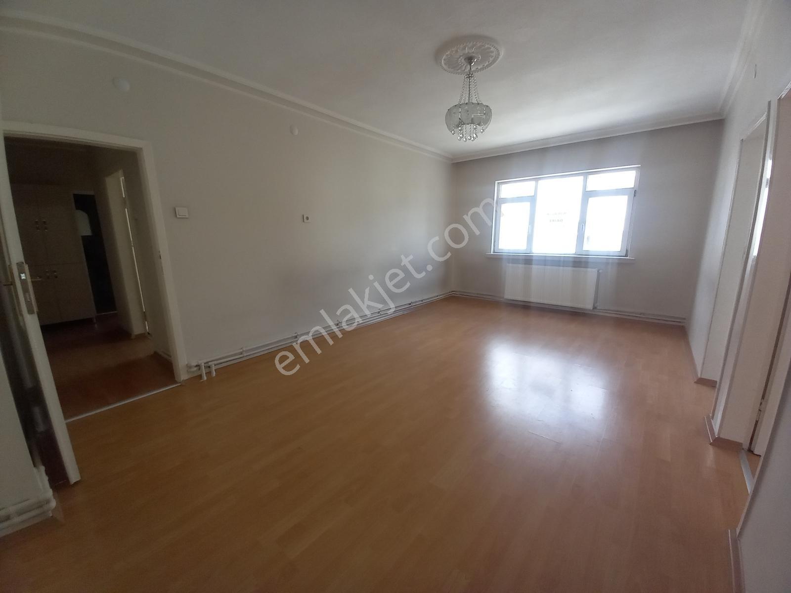 Elif Emlak'tan Merkezi Konumda Ara Katta 3+1 Kiralık Daire - Görsel 14