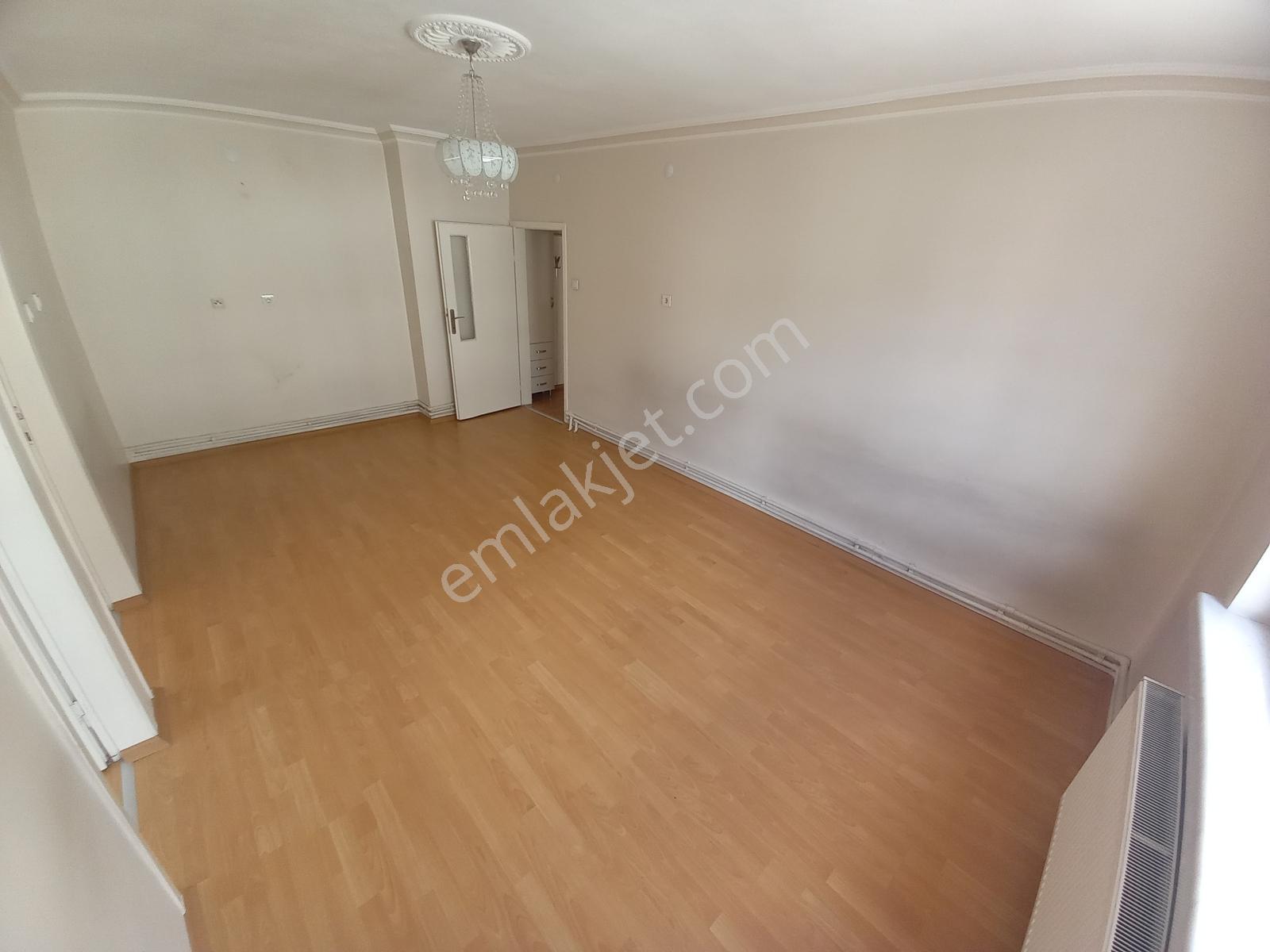 Elif Emlak'tan Merkezi Konumda Ara Katta 3+1 Kiralık Daire - Görsel 10