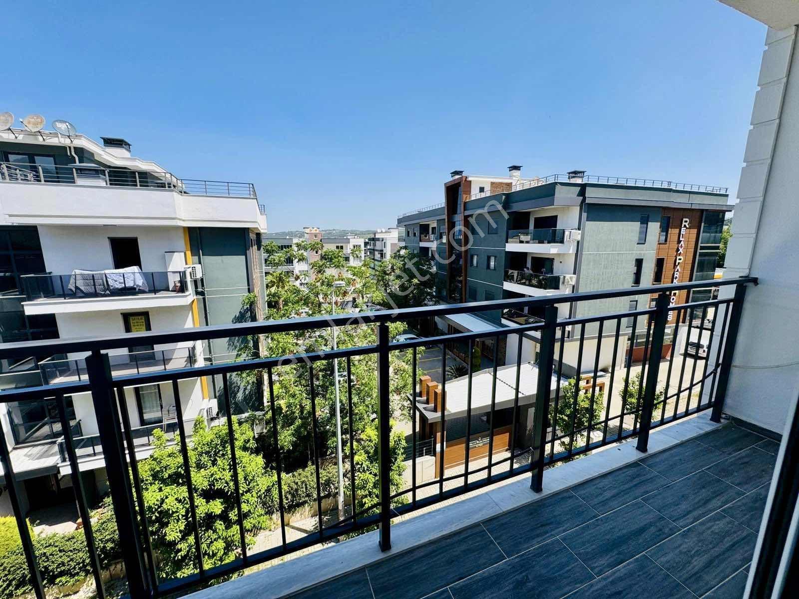 Kuşadası Davutlar'da Ön Cephe Full Eşyalı Satılık 1+1 Daire - Görsel 5