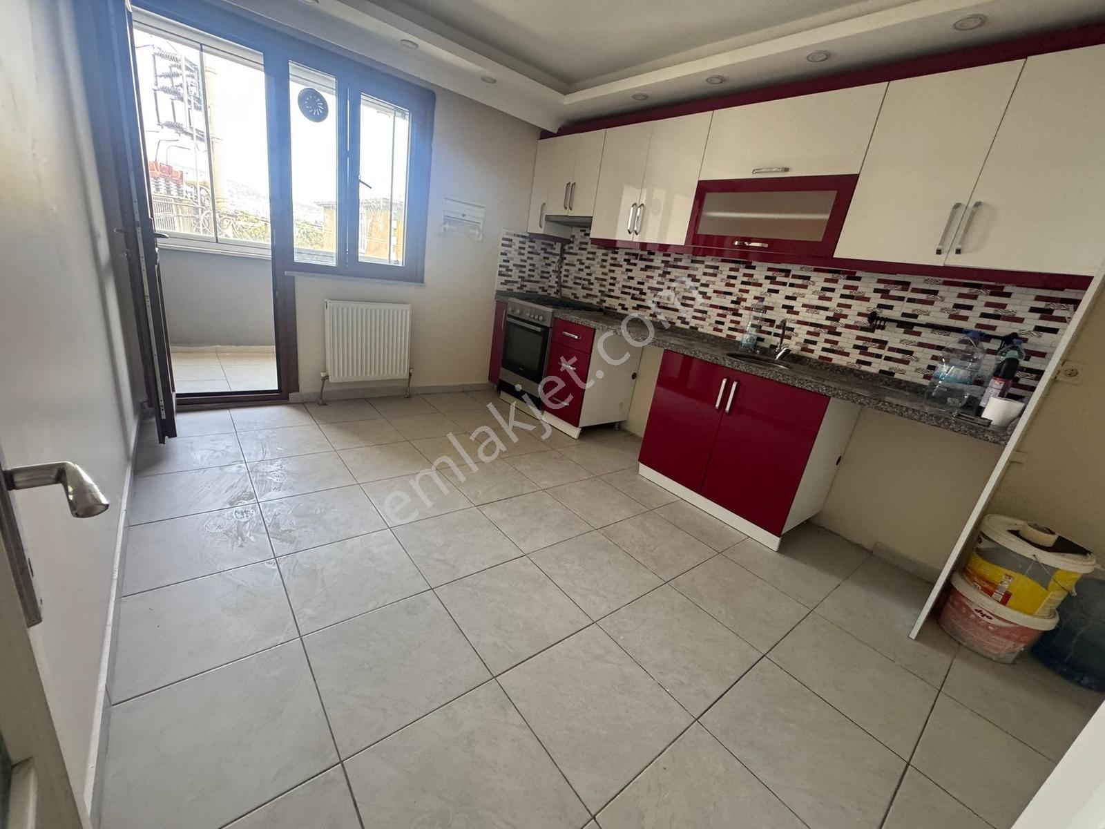 Emek Mah Marmaraya Yakın Arakat Ferah Balkonlu 3+1 Satılık Daire - Görsel 3