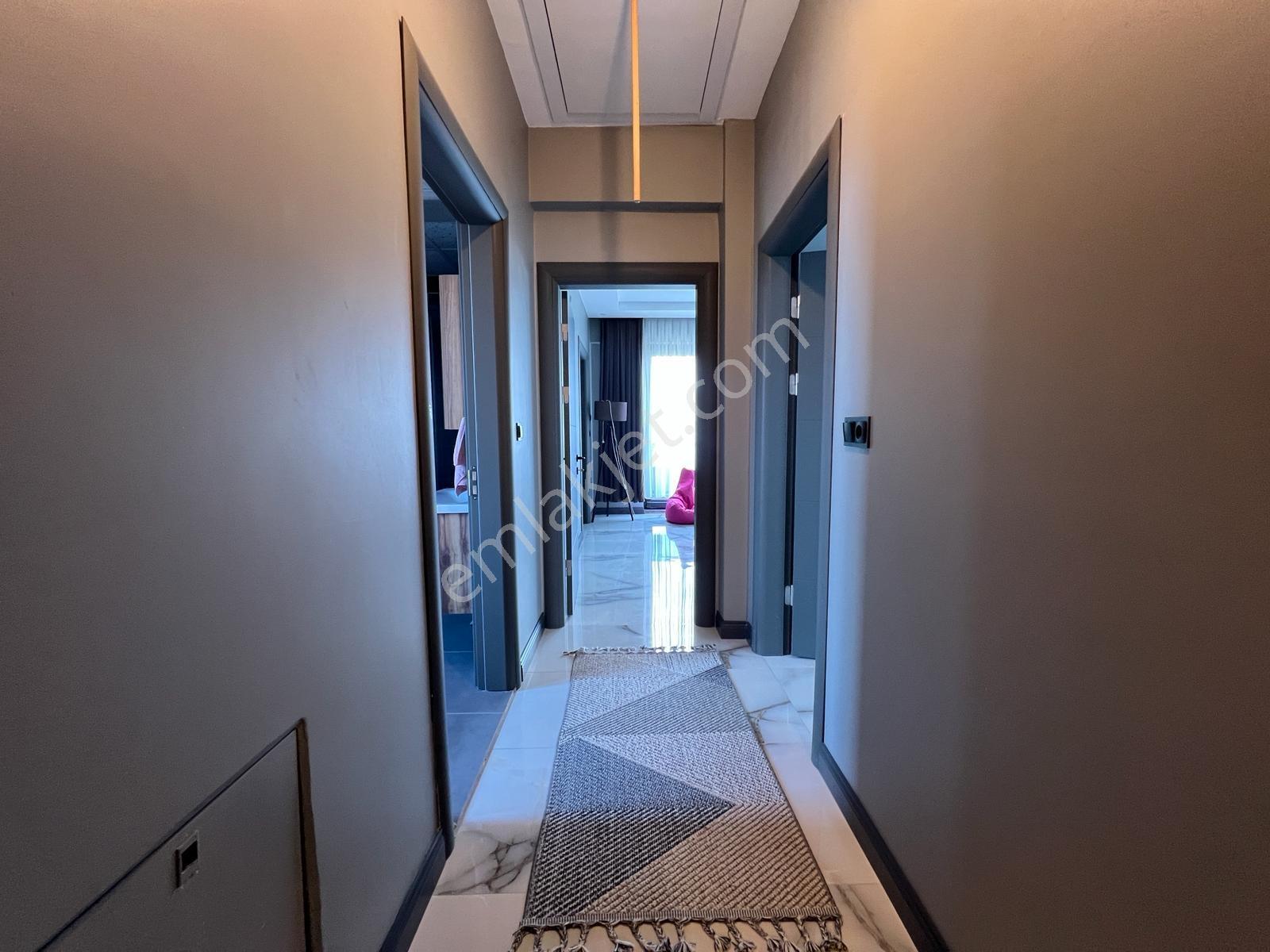 Serdivanda 2 Avm Arasında Satılık Lüks 4+1 Villa !!! - Görsel 35