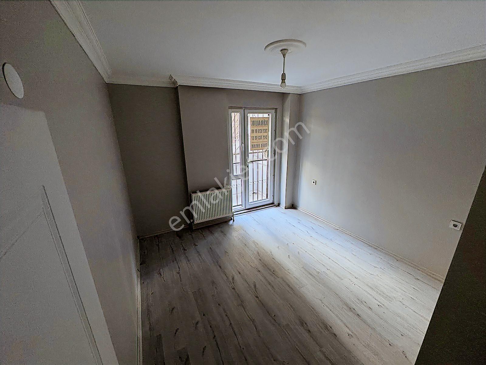 Emek Emlaktan Körfez Hacı Osman Mah.de Kiralık Yeni Daire K-3005 - Görsel 6