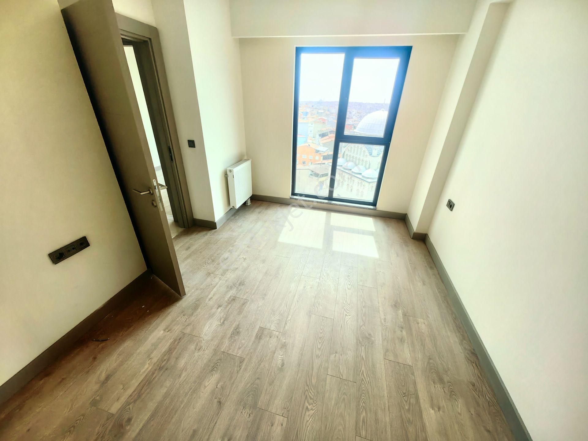 Emlak Konut Fetihtepe Haliç Manzaralı Kiralık 2+1 Kapalı Mutfak Büyük Tip - Görsel 22