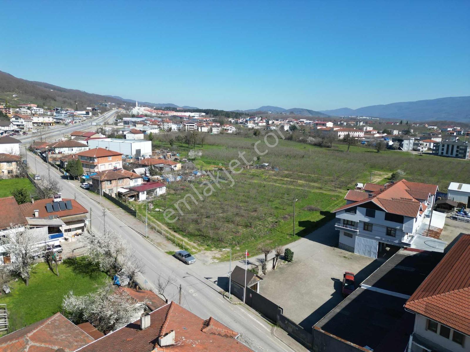 Dündar Gayrimenkul'den D100 E Yakın Yola Cephe Depo 300m2 - Görsel 13