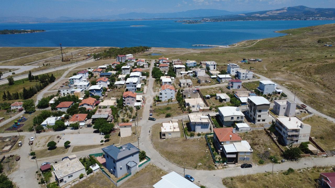 Çaltılıderede 429m2 Satılık 4 Kat İmarlı Arsa - Görsel 23