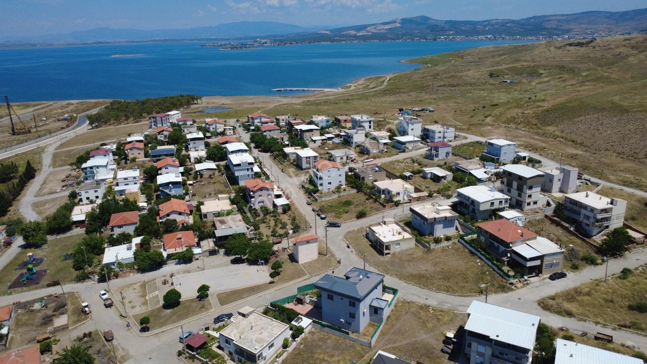 Çaltılıderede 429m2 Satılık 4 Kat İmarlı Arsa - Görsel 24