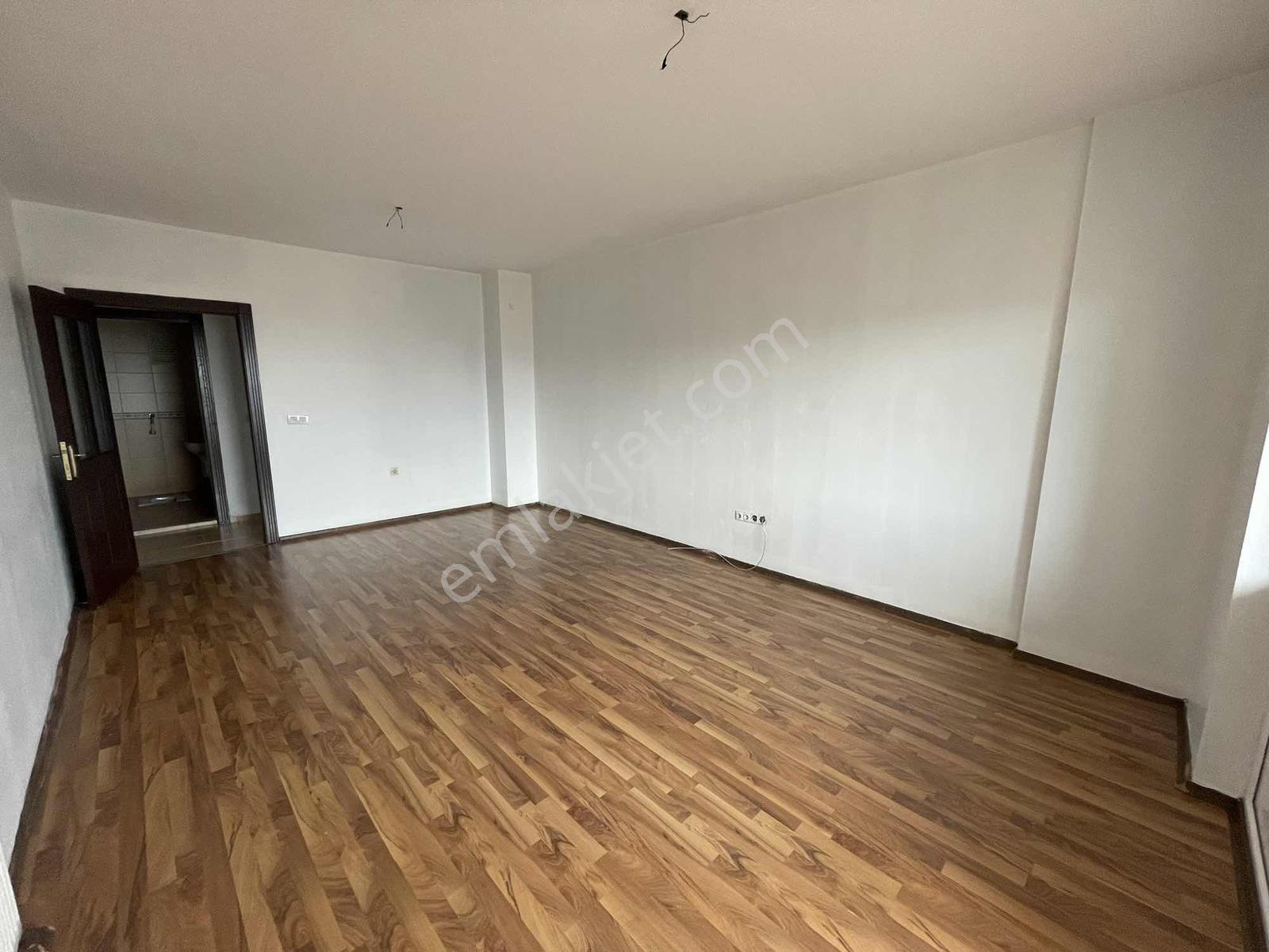 Bulut Emlak'tan Kuzey Yıldızı Tokilerinde Kiralık 3+1 Daire - Görsel 17