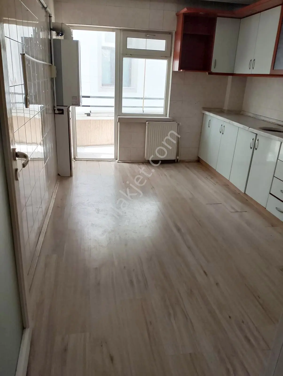 Krc'den Misket Mah. Trene Yürüme Mesafesinde 3+1 Kiralık - Görsel 11