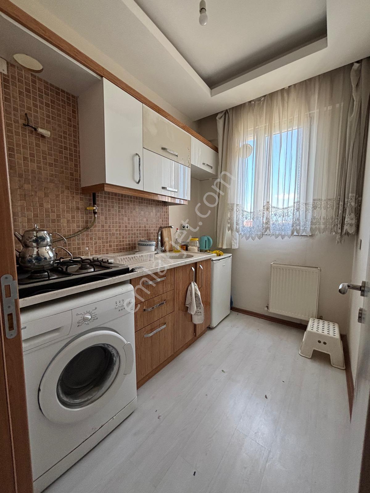 Eymen Emlaktan Albayrak Mh. Meslek Yüksek Okulu Civarı Eşyalı Kiralık Daire 🏡