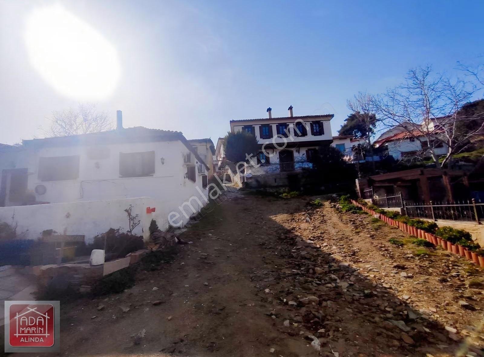 Şirince Çarşı Merkezinde Satılık Taş Evli Arsa