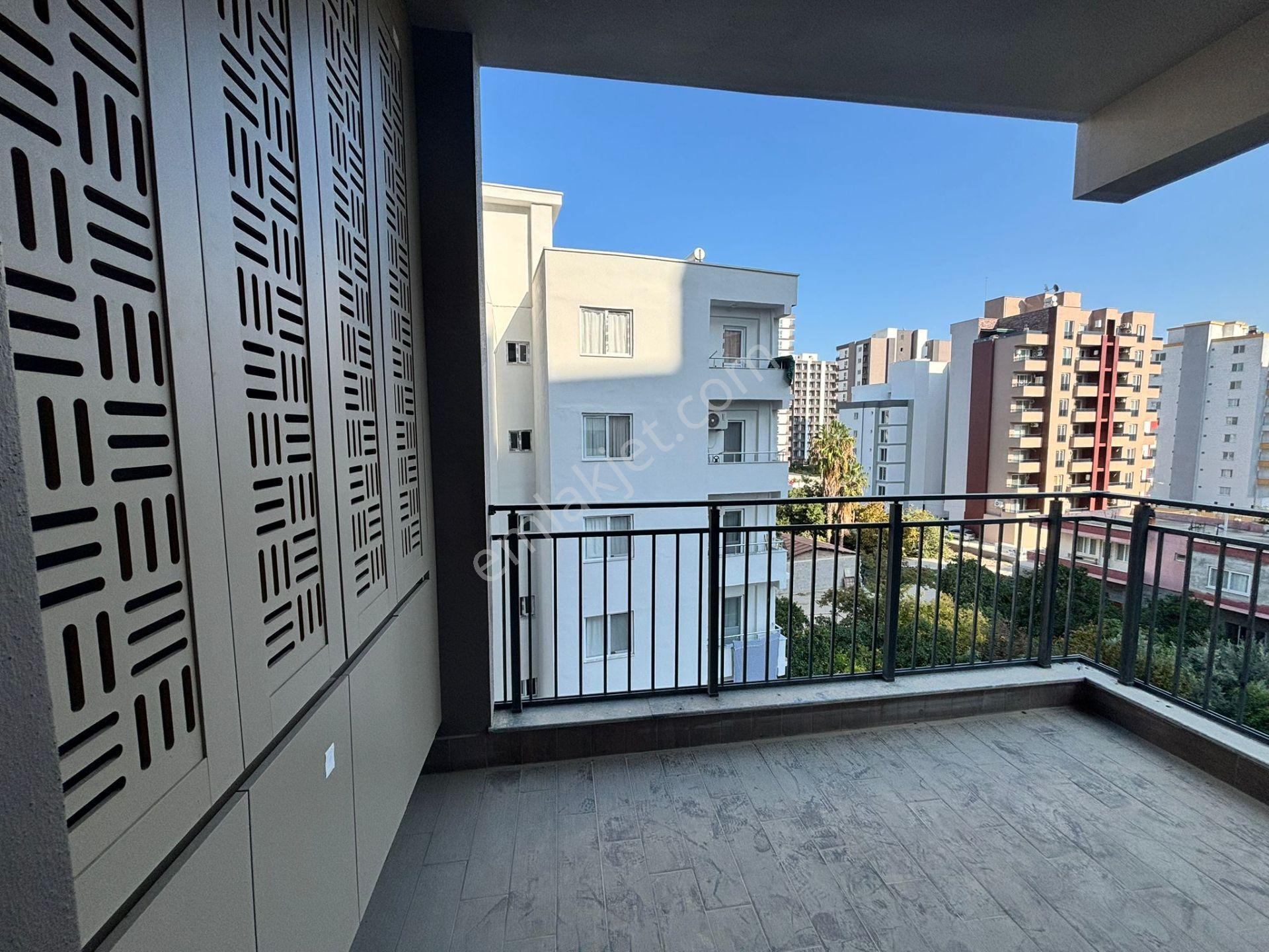 Nuuk 'tan Arpaçbahşiş'te Modern Yaşamın Yeni Adı Lüks Sıfır 2+1 Geniş Daire - Görsel 8