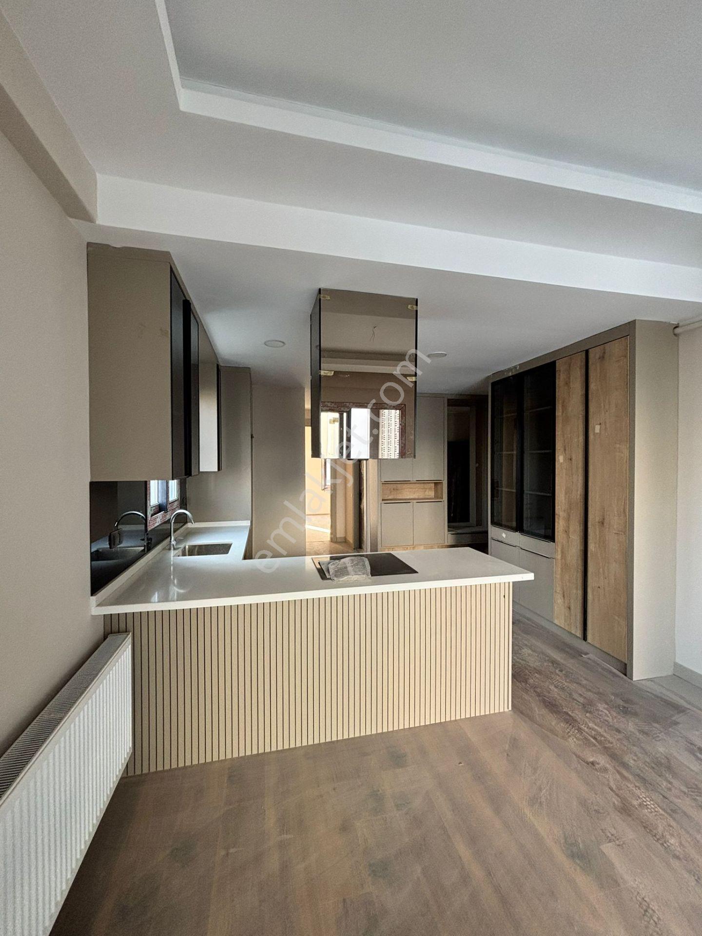 Nuuk 'tan Arpaçbahşiş'te Modern Yaşamın Yeni Adı Lüks Sıfır 2+1 Geniş Daire - Görsel 5