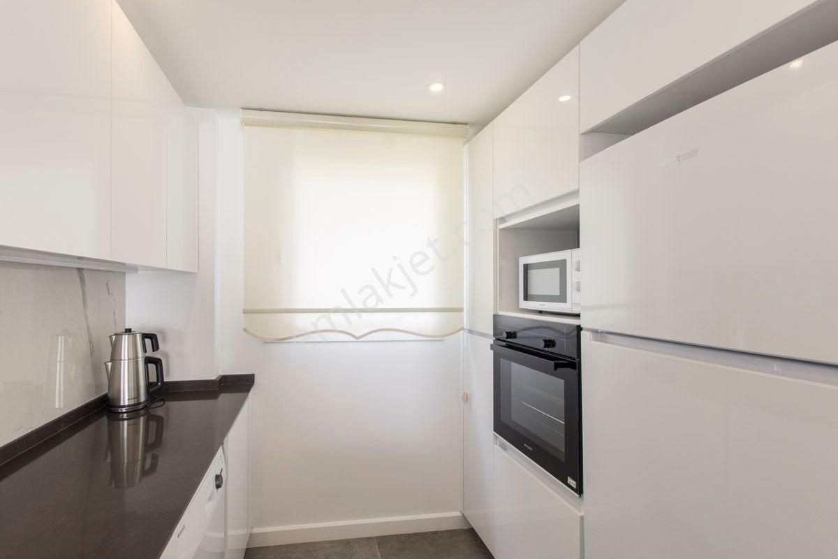 Kuşadasında Elit Ve Lüks Sitede 2+1 Eşyalı Kiralık Yeni Daire - Görsel 14