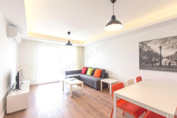 Kuşadasında Elit Ve Lüks Sitede 2+1 Eşyalı Kiralık Yeni Daire