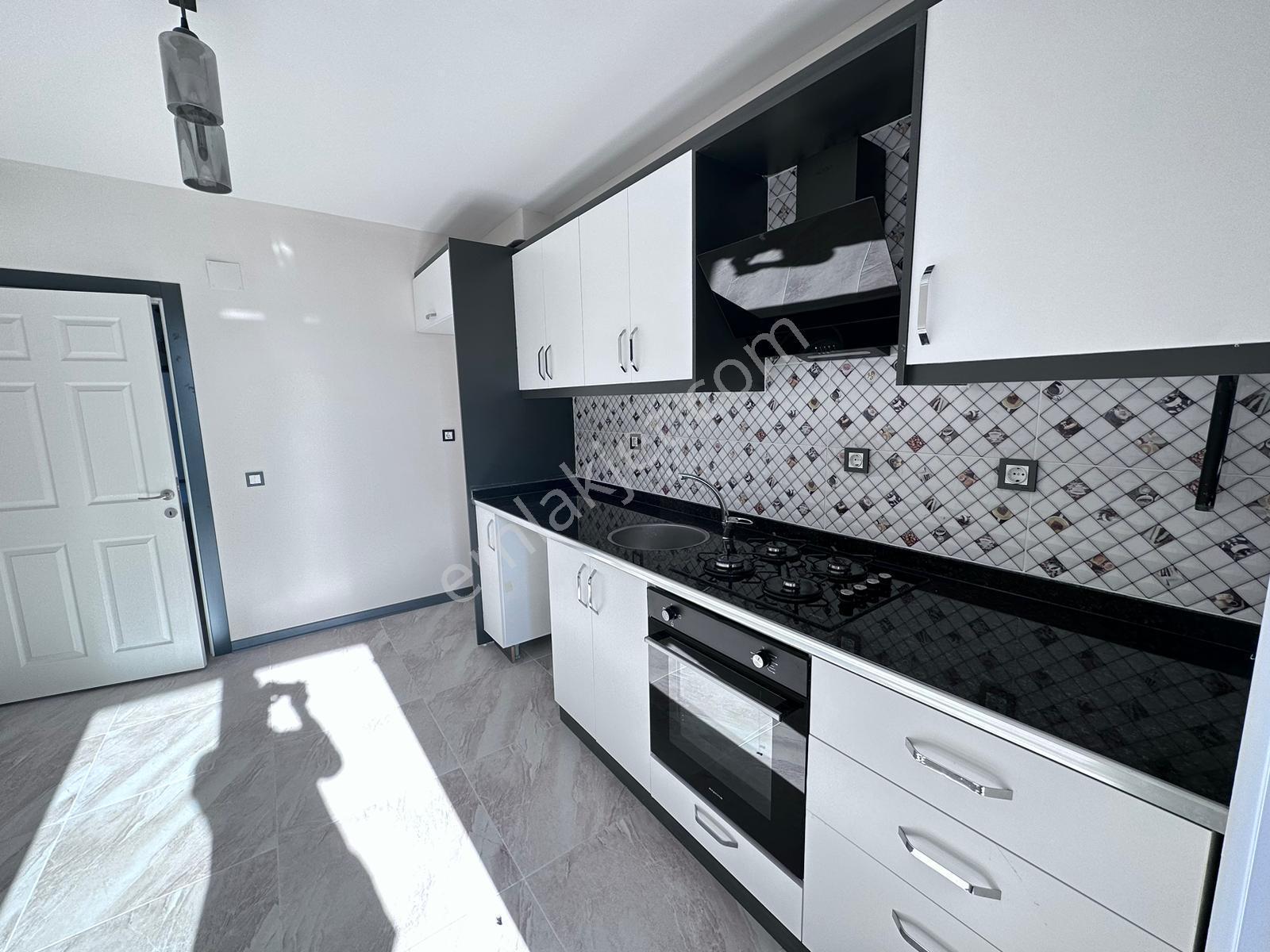 3+1 Bağımsız Mutfaklı & Havuzlu & Denize Yürüme Mesafesin'de Sat - Görsel 6