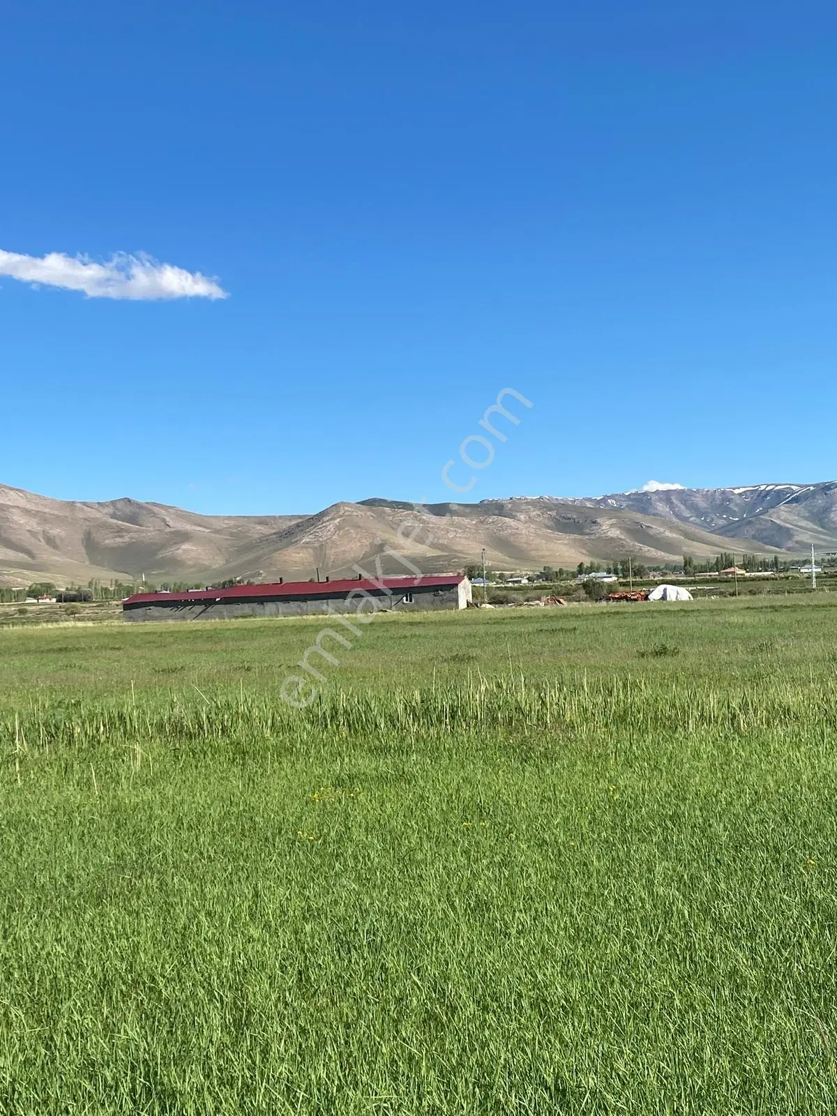 Gürpınar'da Hakkari/van Kavşağına Yakın Satılık Tarla - Görsel 3