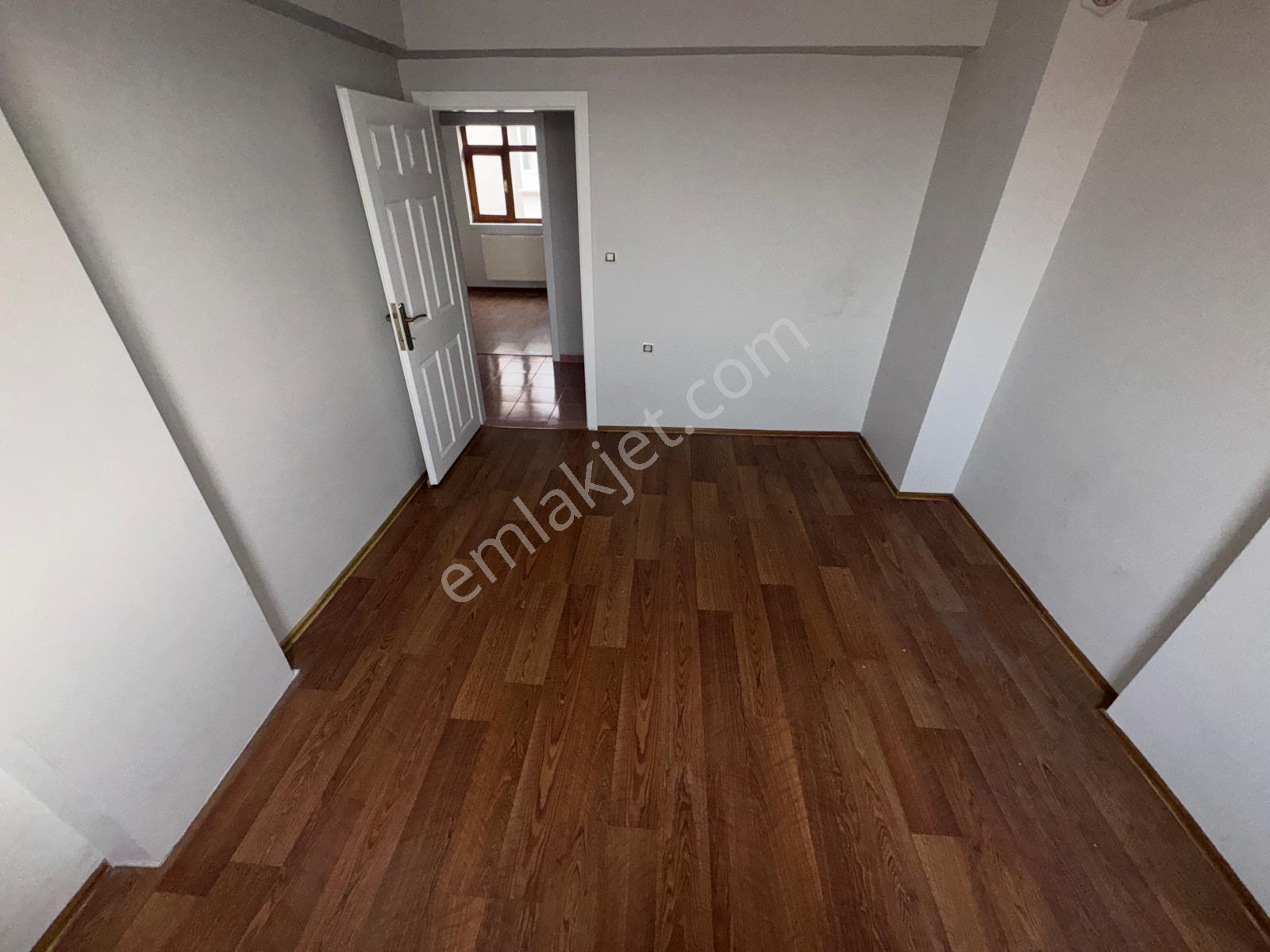 Tandoğan Mah. 3+1 Bağımsız Ara Katta Ön Cephe Daire - Görsel 18