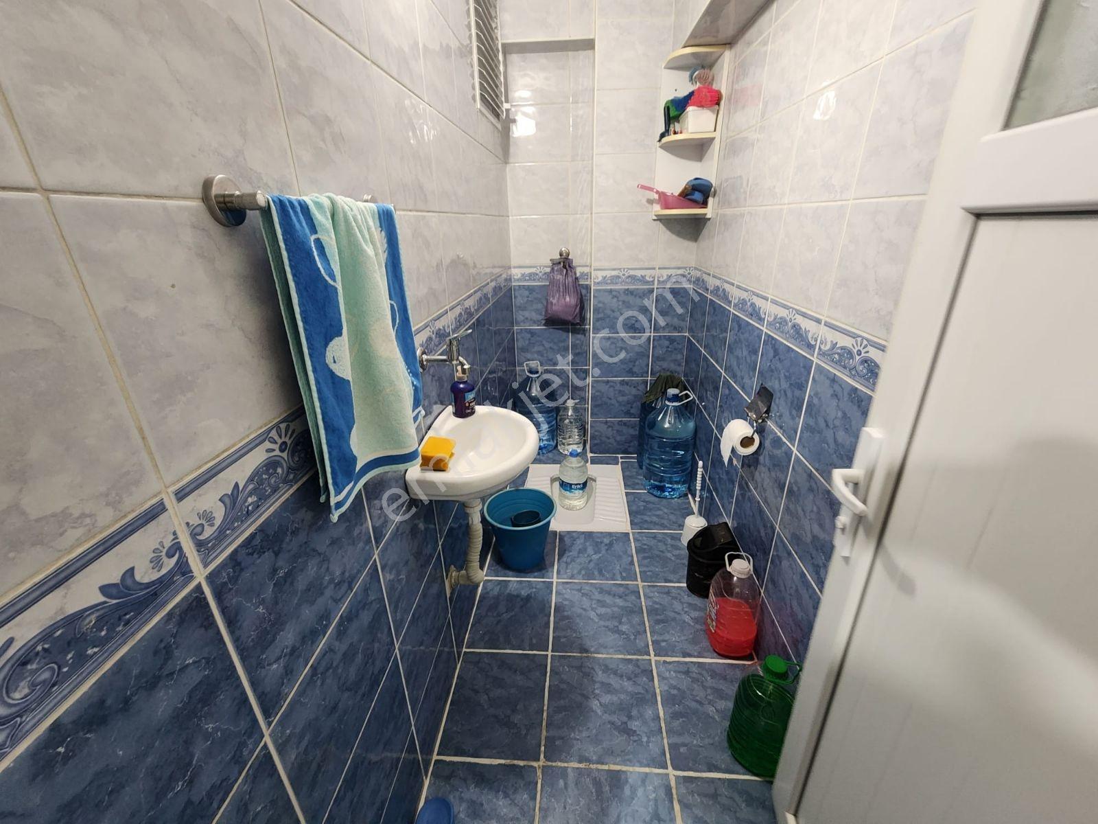 Satılık 2+1 Tek Daire Üzeri Merkezi Konumda Yüksek Giriş Daire - Görsel 11