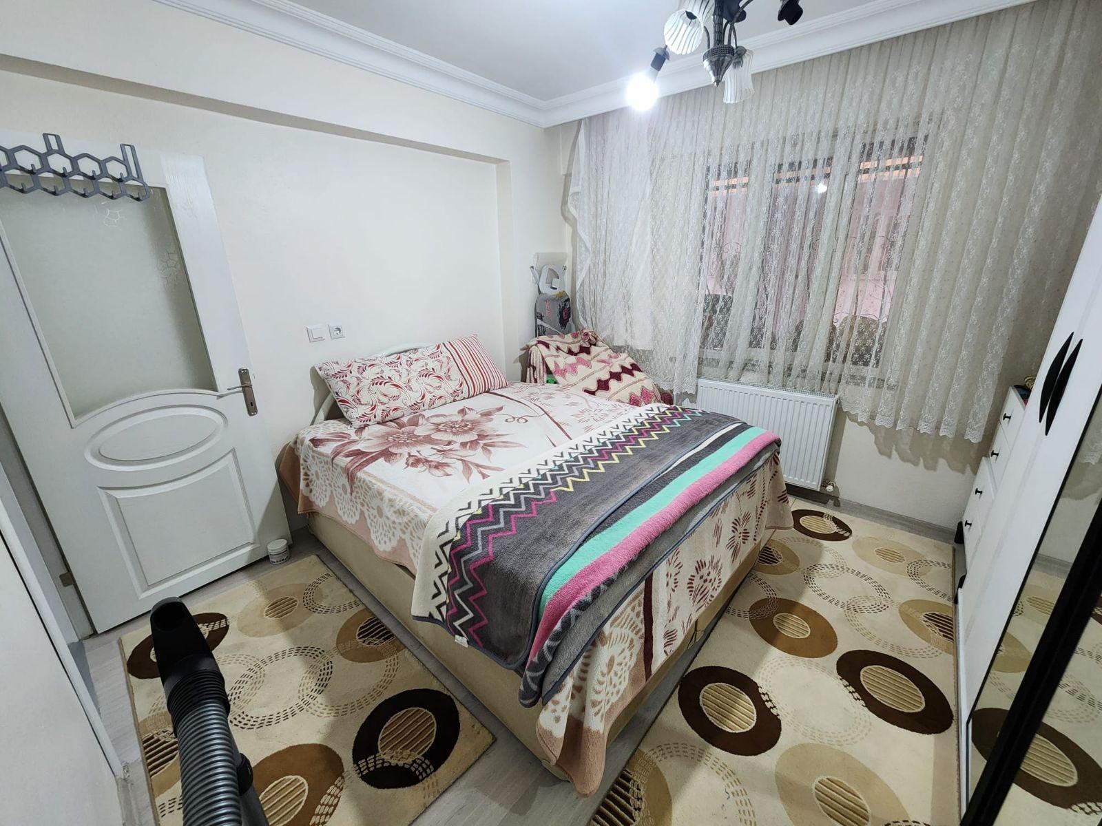 Satılık 2+1 Tek Daire Üzeri Merkezi Konumda Yüksek Giriş Daire - Görsel 5