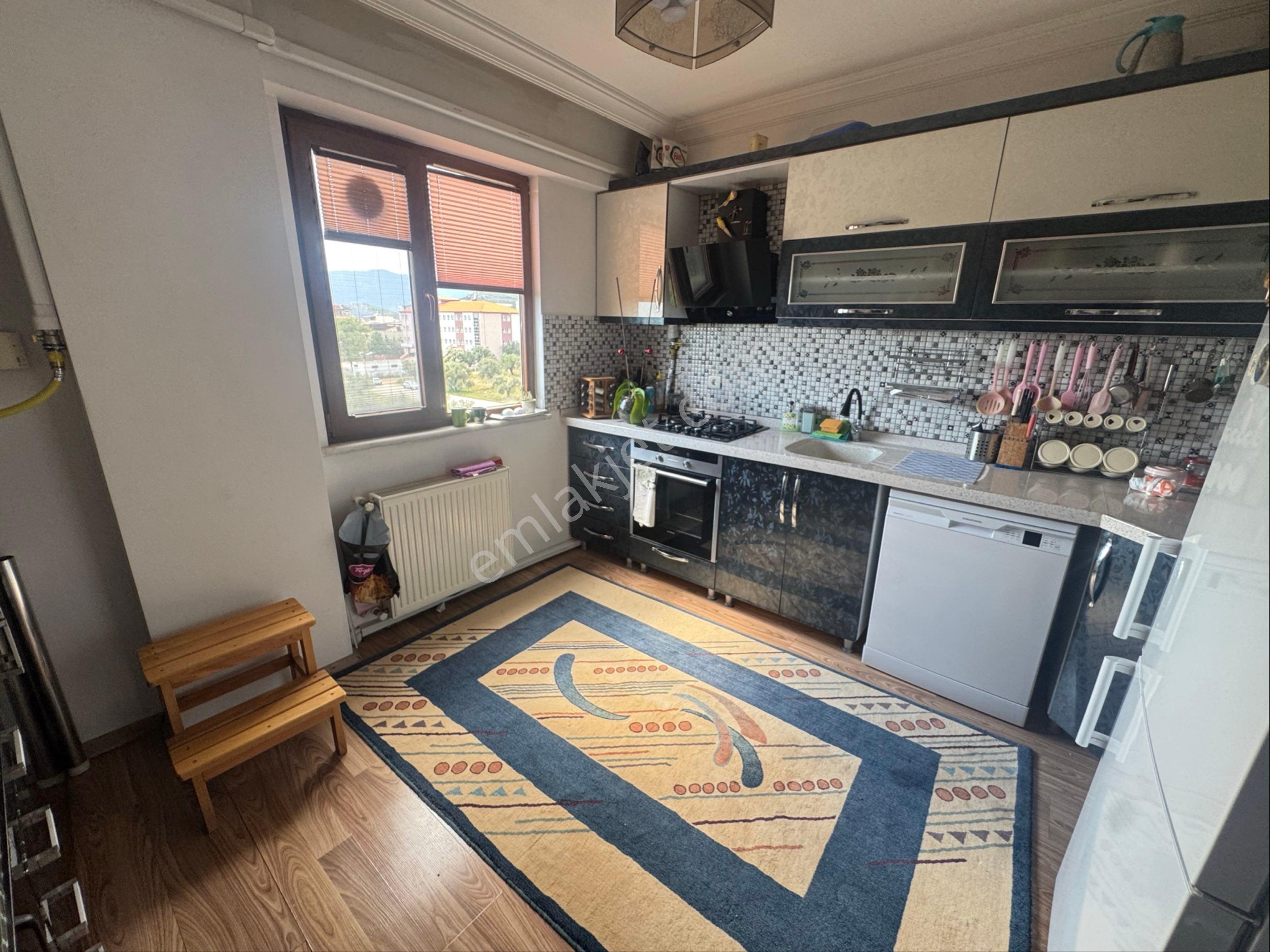 Edremit Kadıköy De 3+1 Doğalgazlı Arakat - Görsel 15