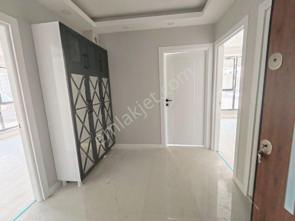 Çorlu Hatip Mahallesi’nde Masrafsız, Güney Cephe Kiralık 2+1 Daire - Görsel 8
