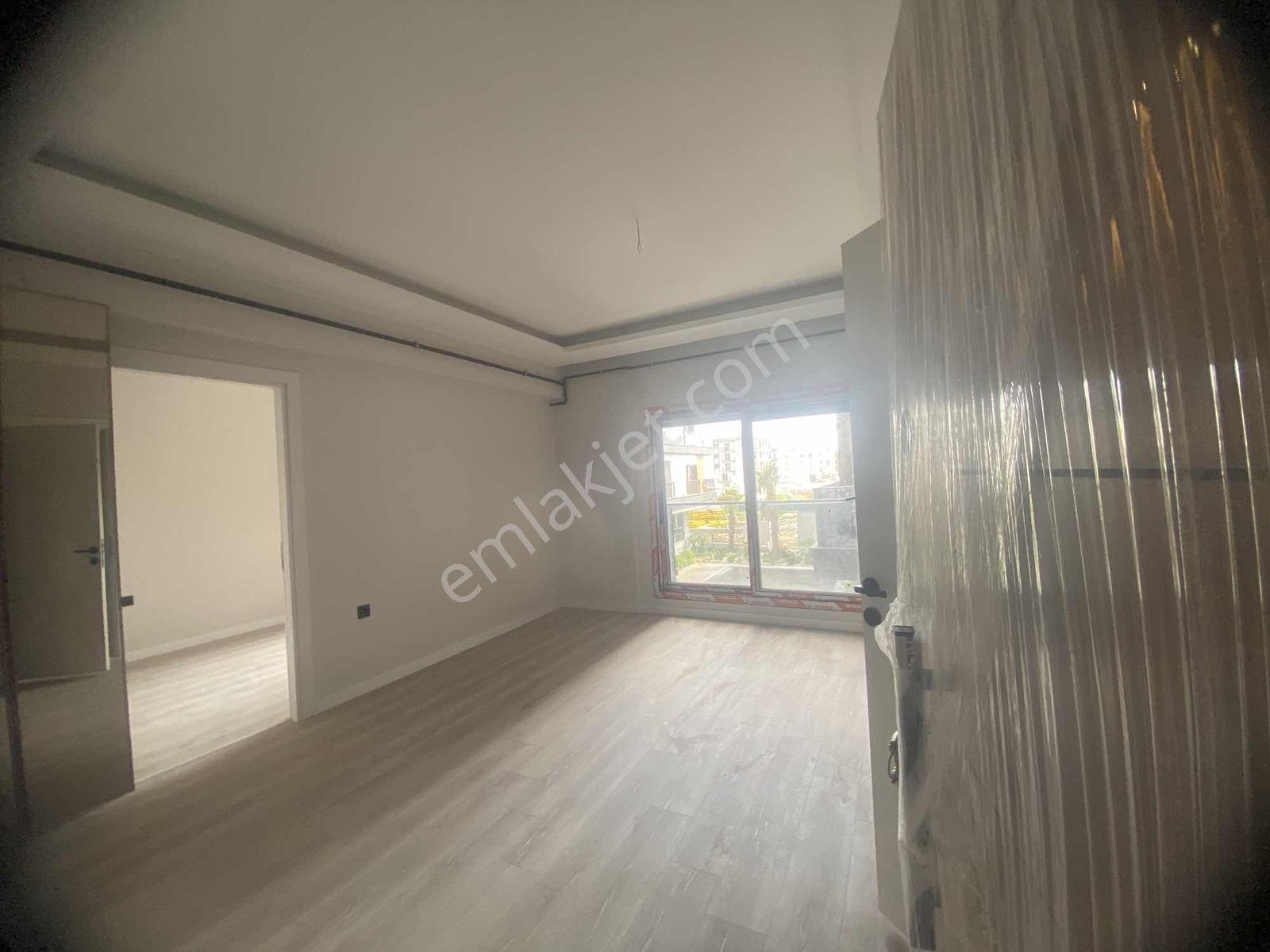 Seyrek'te Site İçerisinde Satılık 1+1 Havuz Cephe Daire - Görsel 15