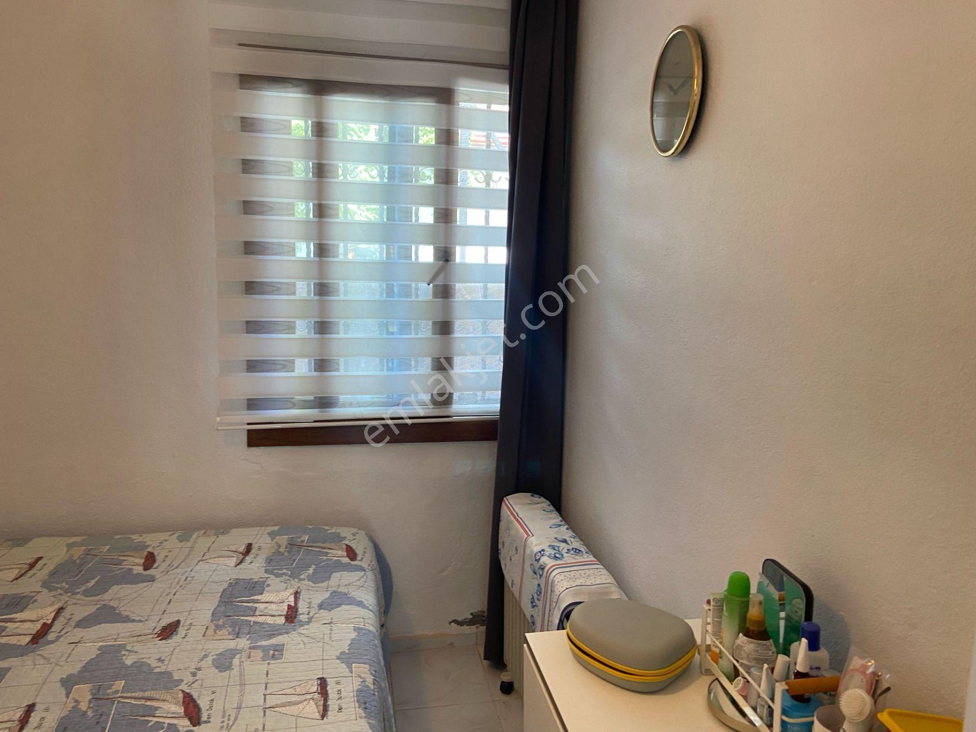 Kuşadası'nda Satılık Denize 50 Metre 3. Sırada Köşe Konumlu Villa .. - Görsel 23