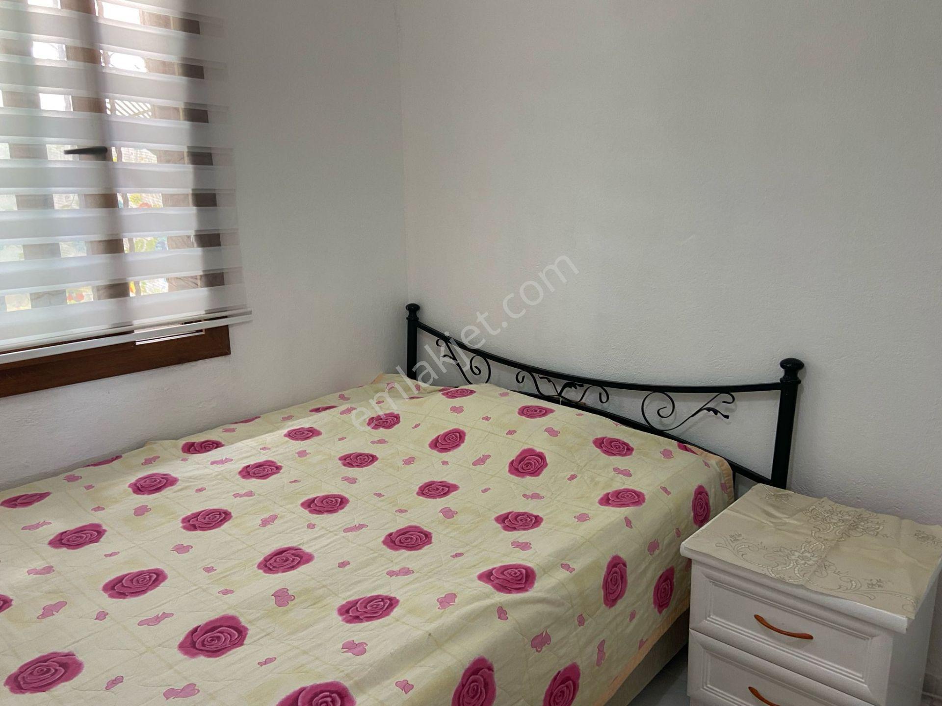 Kuşadası'nda Satılık Denize 50 Metre 3. Sırada Köşe Konumlu Villa .. - Görsel 22