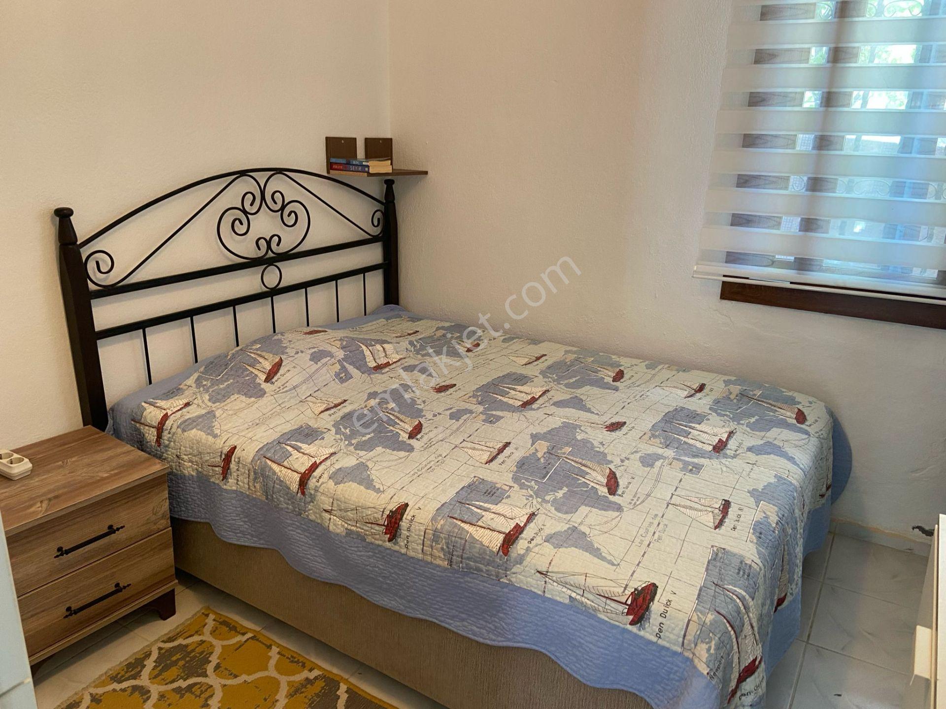 Kuşadası'nda Satılık Denize 50 Metre 3. Sırada Köşe Konumlu Villa .. - Görsel 21