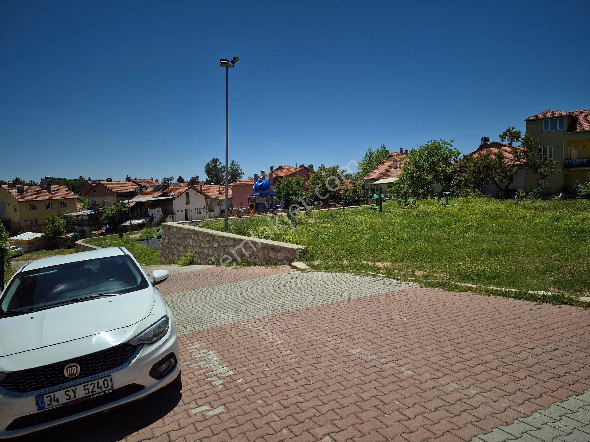 Işık Mahallesinde Şehitler Mahallesinde Önü Park Ara Kat Sıfır Daire - Görsel 12