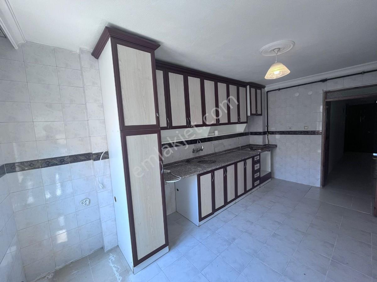 Hasanağa Bahçesi Karşısında 3+1 Kiralık Daire - Görsel 18