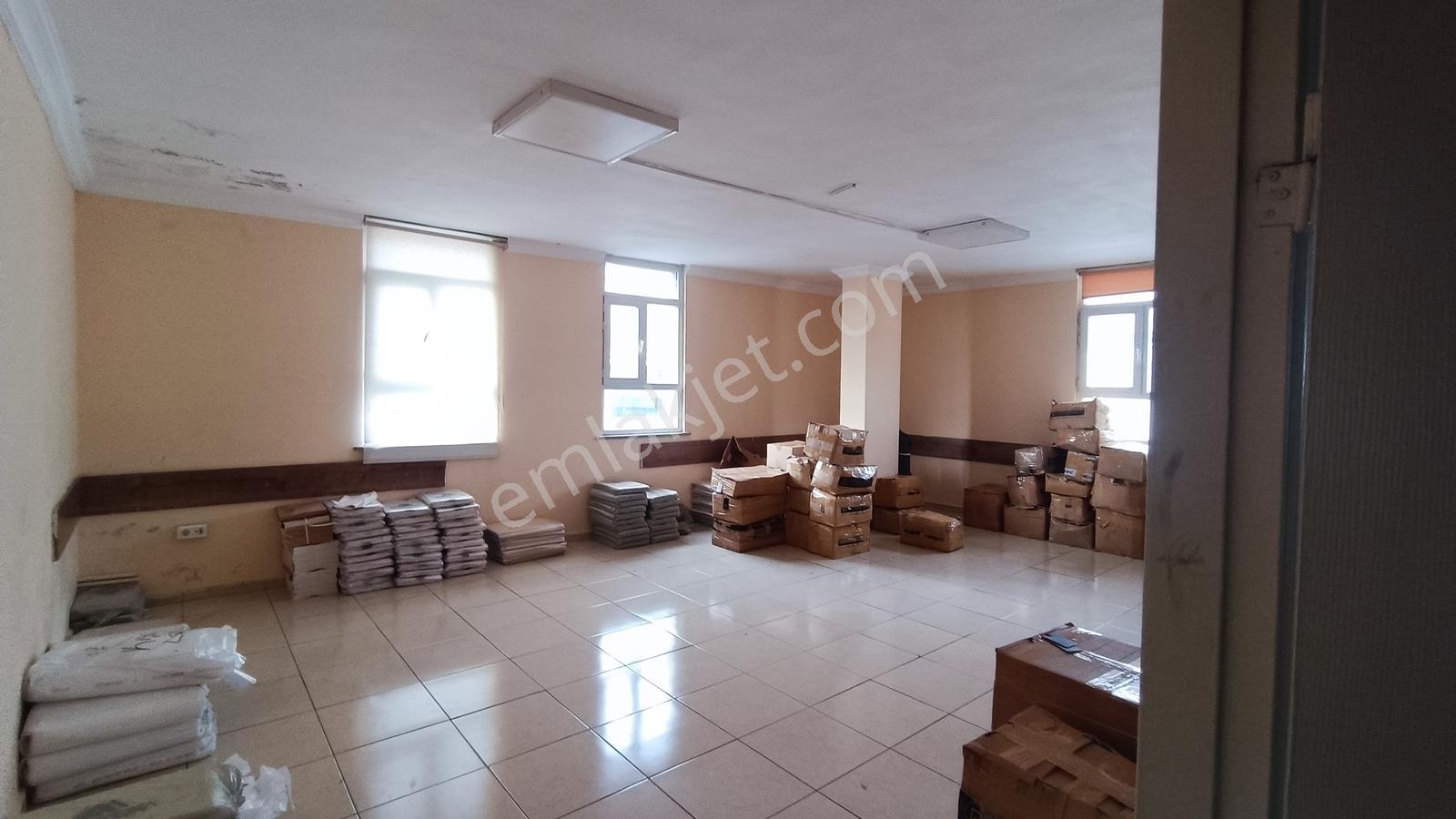 Kiralık 2.600m2 Merkezi Konumda Reklam Değeri Olan 7 Kat İşyeri - Görsel 10