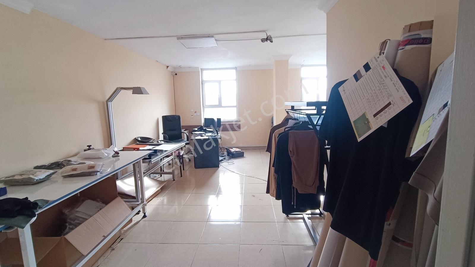 Kiralık 2.600m2 Merkezi Konumda Reklam Değeri Olan 7 Kat İşyeri - Görsel 22