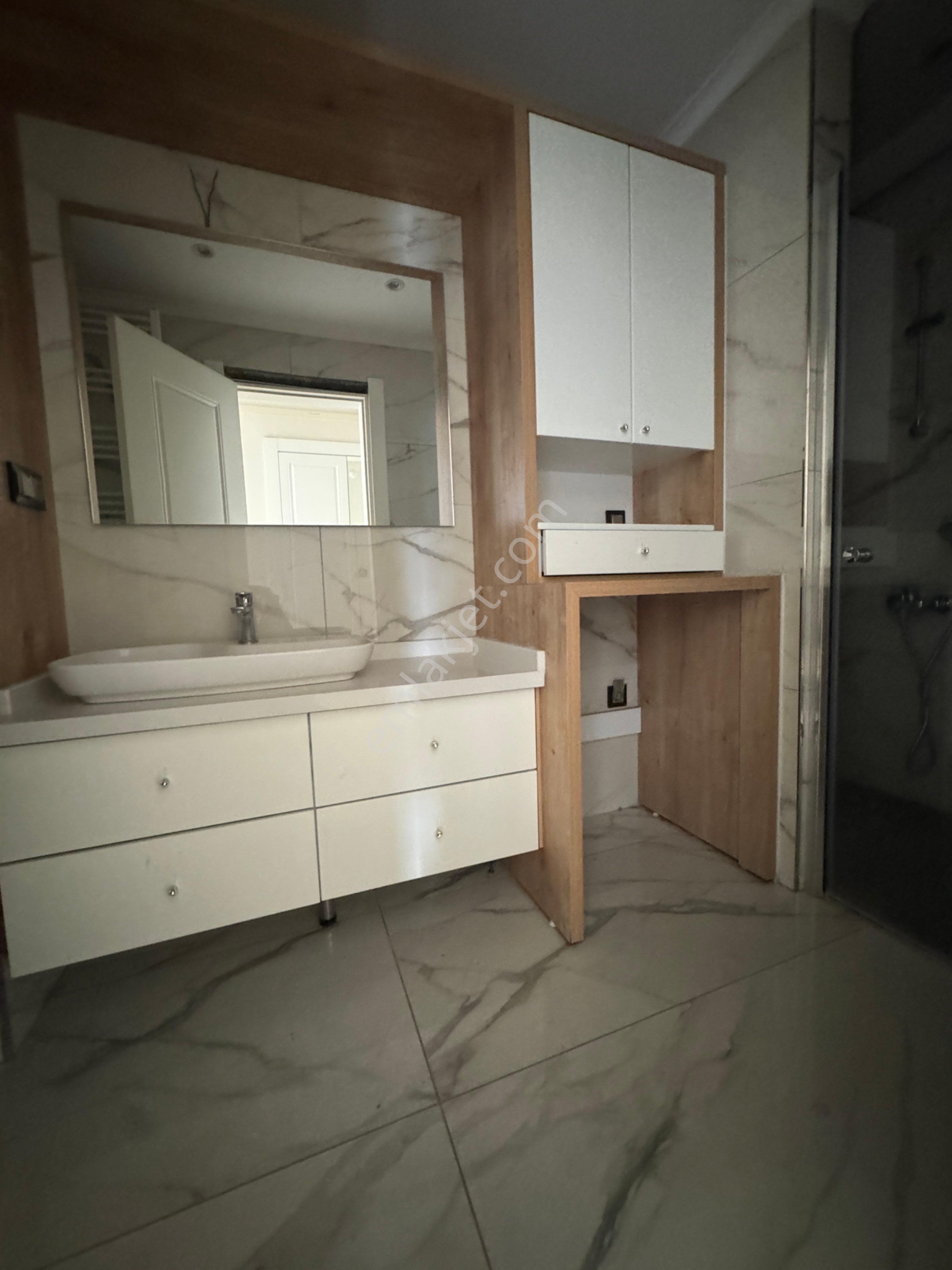 Edremıt Kadıköy De 3+1 Doğalgazlı Kiralık - Görsel 34