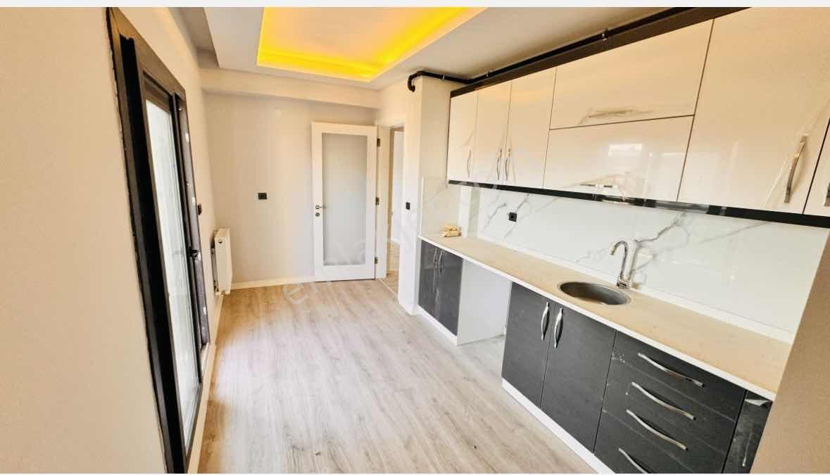 Karşıyaka Medikal Park Y Sıfır 3+1 Dubleks Sıfır Boş Daire - Görsel 15