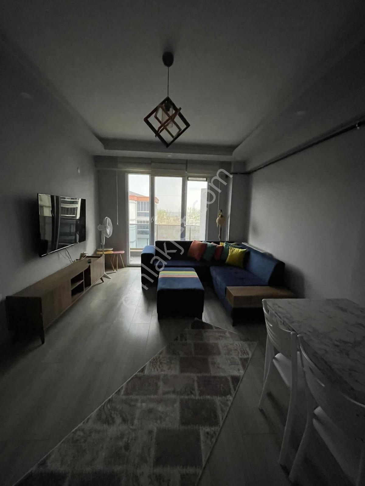 Site İçerisinde Eşyalı 1+1 Kiralık Daire