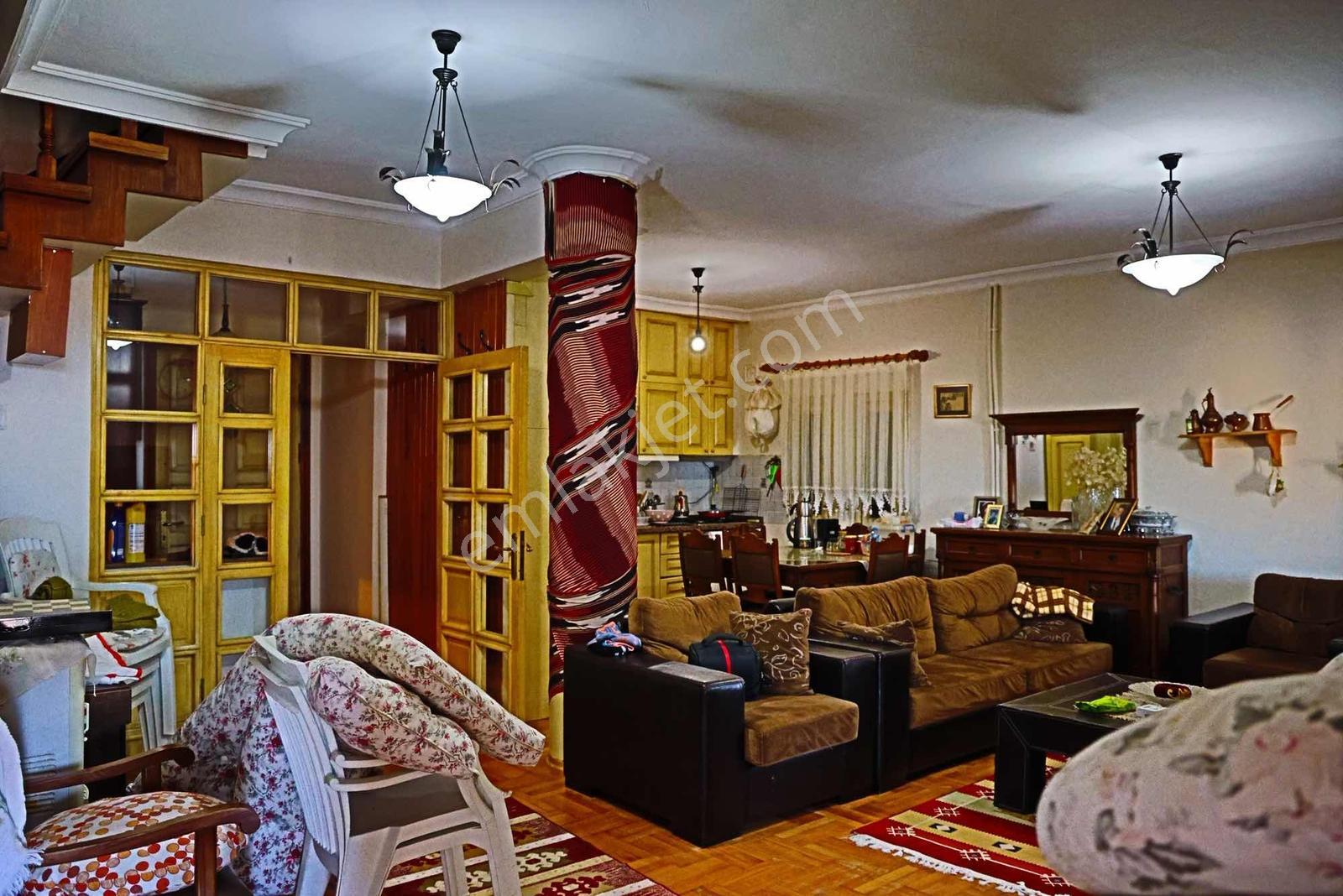 Şile De Yaz Sezonu İçin Kiralık Havuzlu Site İçesinde 3+1 Villa - Görsel 6