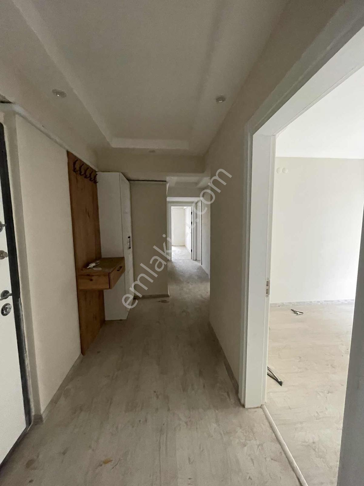 Salihli Yeşilyurt Mahallesinde Satılık 3+1 Ler - Görsel 8