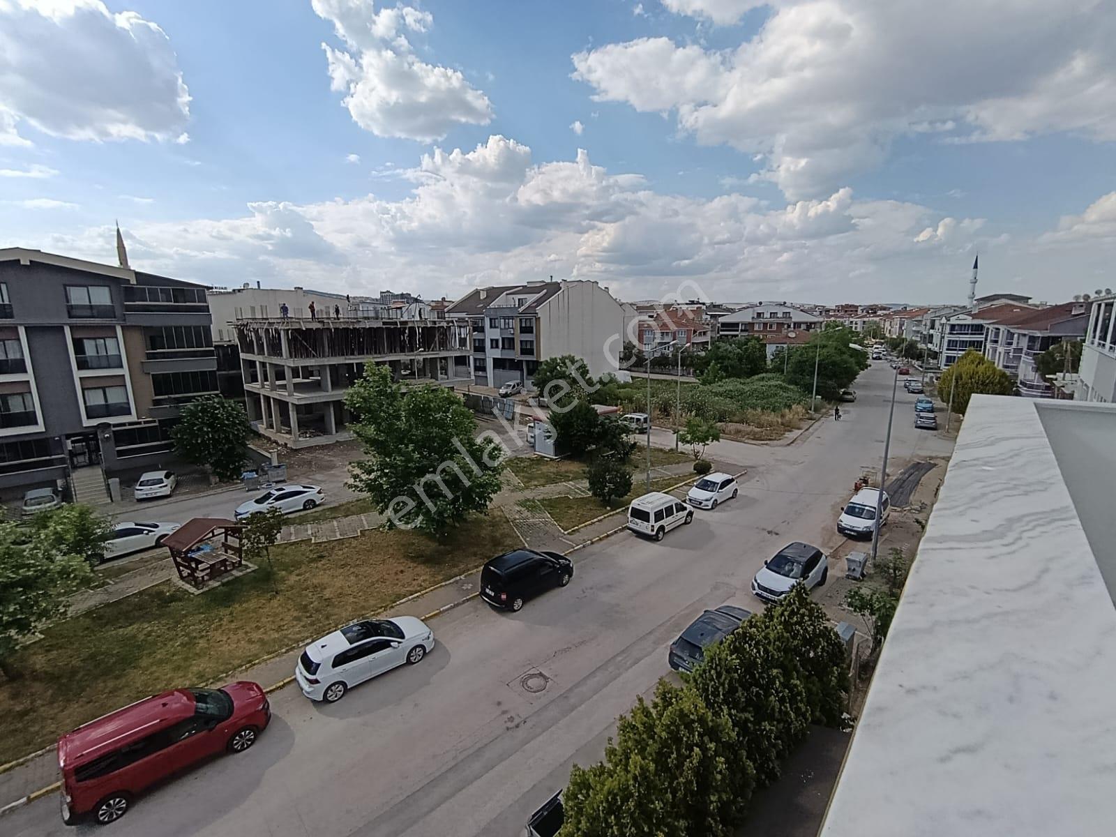 10burda Avm Karşısında 2+1 Teraslı Daire - Görsel 4