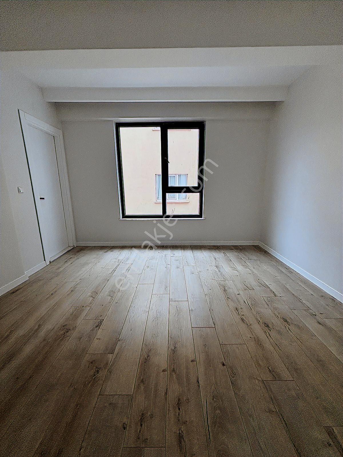 Estorıa'dan Vega Yakını Ara Kat Geniş E.banyolu Sıfır 2+1 Daire - Görsel 12