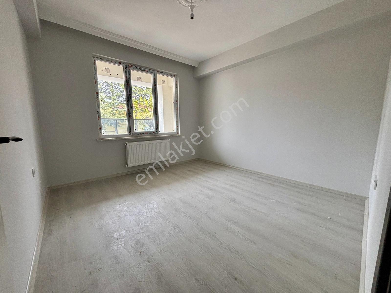Estorıa'dan İskanlı Sınırsız Kredili Önü Açık Sıfır 3+1 Daire - Görsel 17