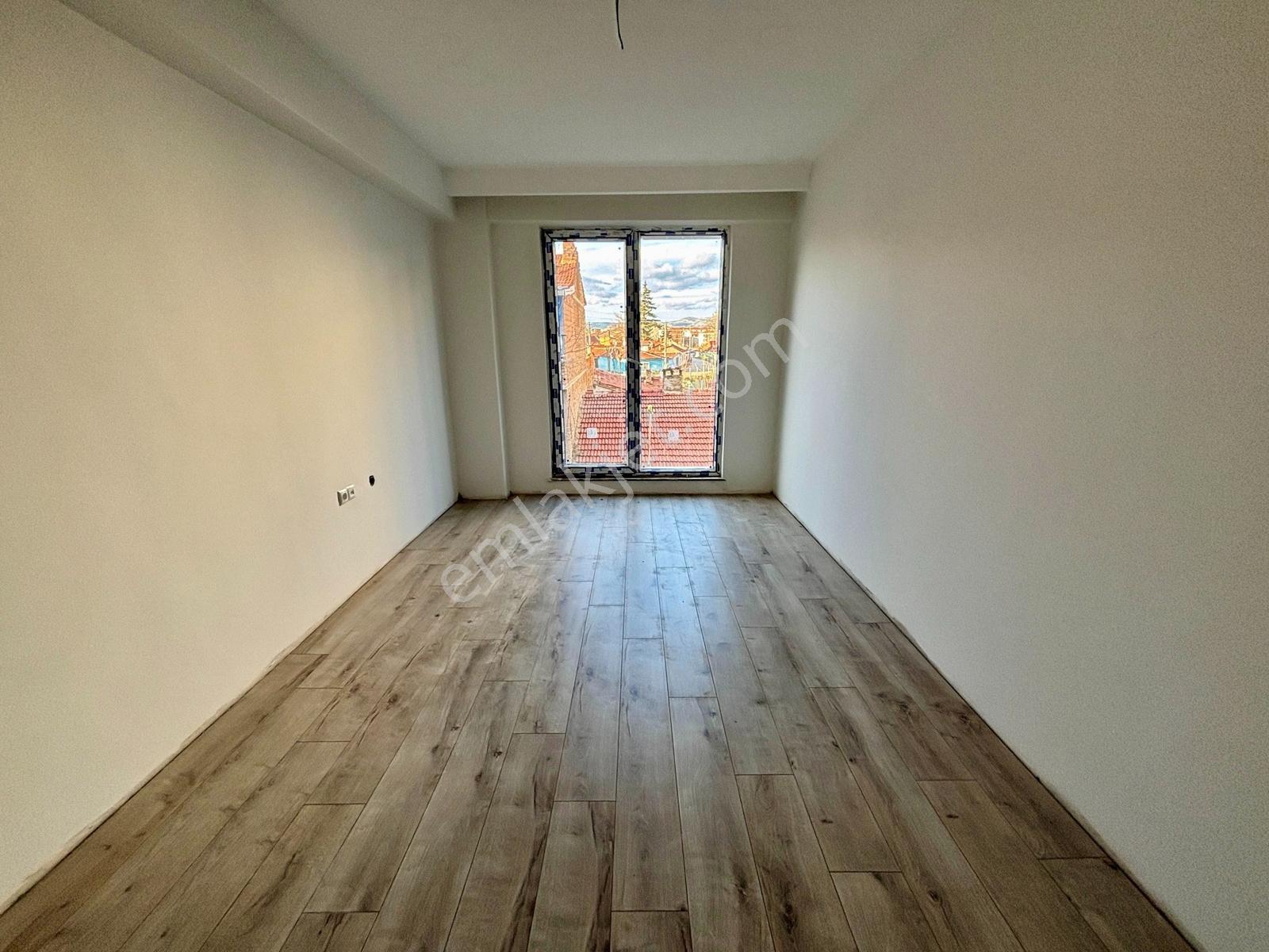 Estorıa'dan Sütlüce İçem Kapısı Yakını Ara Kat 2+0 Sıfır Daire - Görsel 4