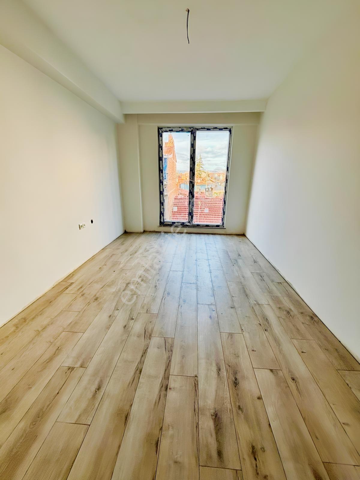 Estorıa'dan Sütlüce İçem Kapısı Yakını Ara Kat 2+0 Sıfır Daire - Görsel 9
