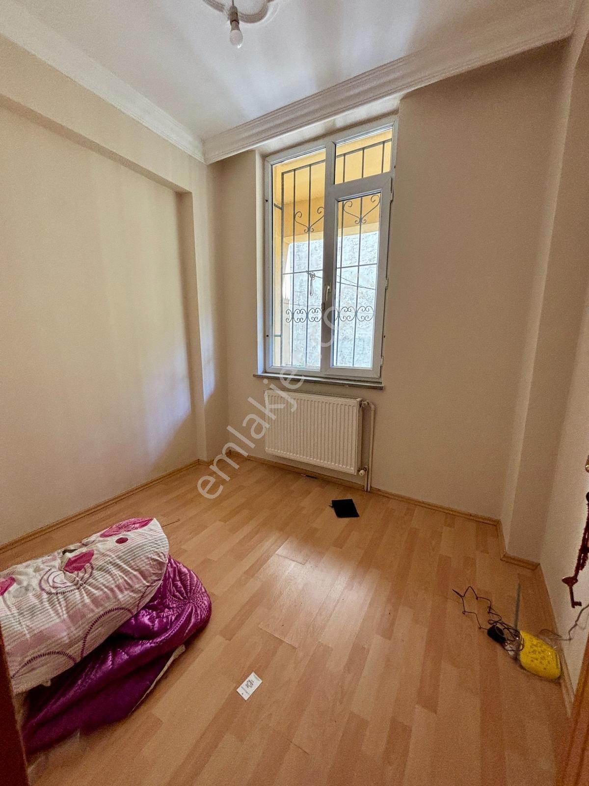 Estorıa'dan Güllük'te Espark Yakını Çift Balkonlu 2+1 Daire - Görsel 15