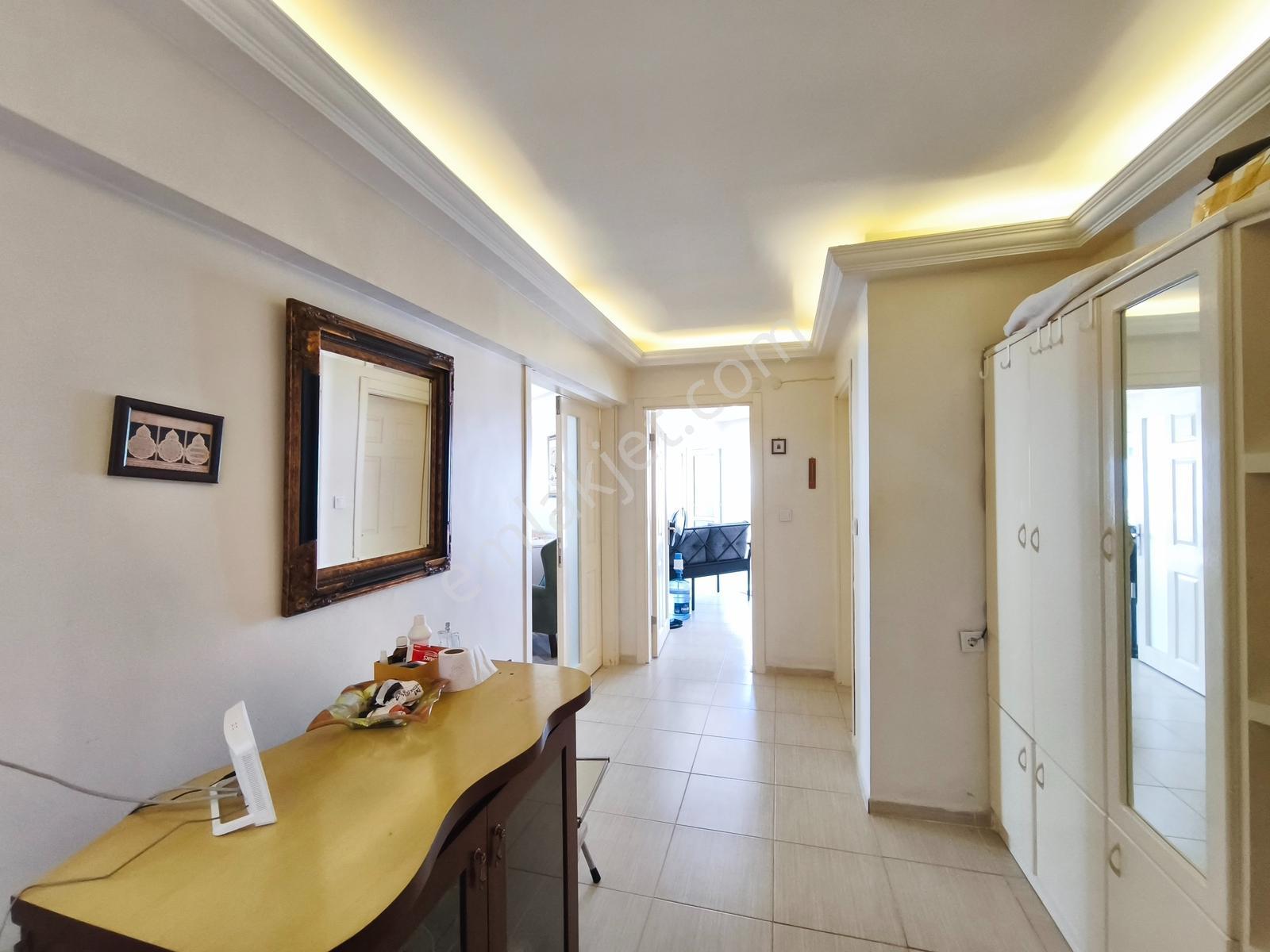 Kuşadası, Eğe Mah. Satılık Deniz Manzaralı 3+1 Geniş Daire - Görsel 22