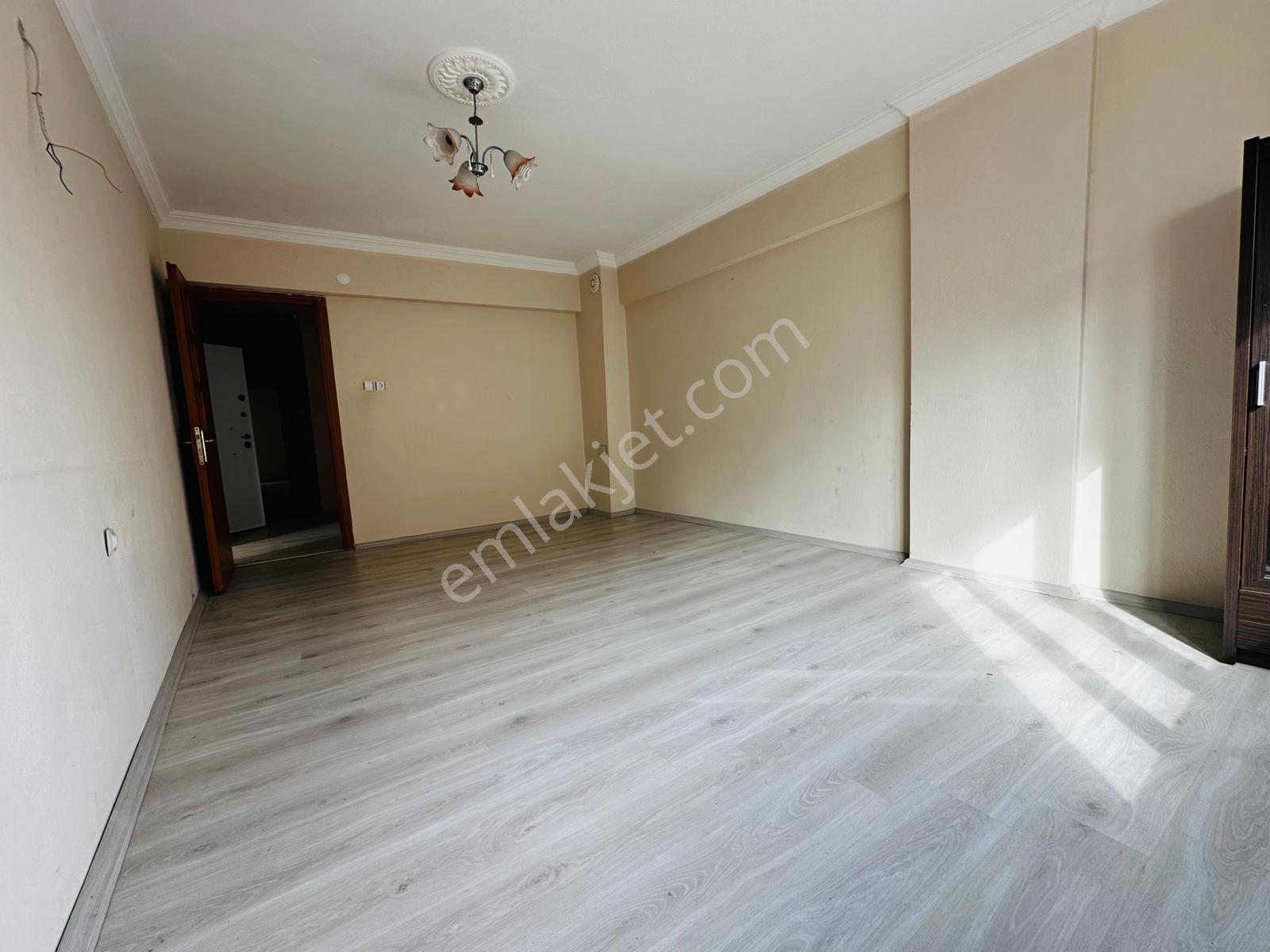 🏡 Göl-san Gayrimenkul’den 🏡 Yıldıztepe Mah. 3+1 140 M2 Doğalgazlı Kiralık Daire - Görsel 5
