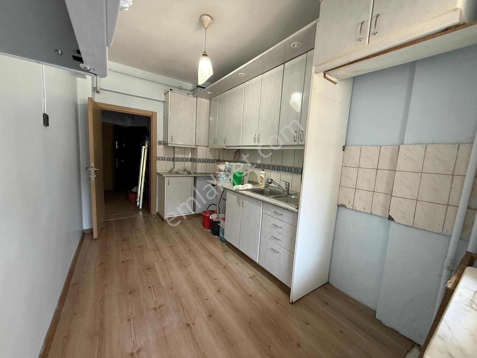 Estorıa'dan Adliye Yanı Önü Açık Ara Kat Asansörlü 3+1 Daire - Görsel 15