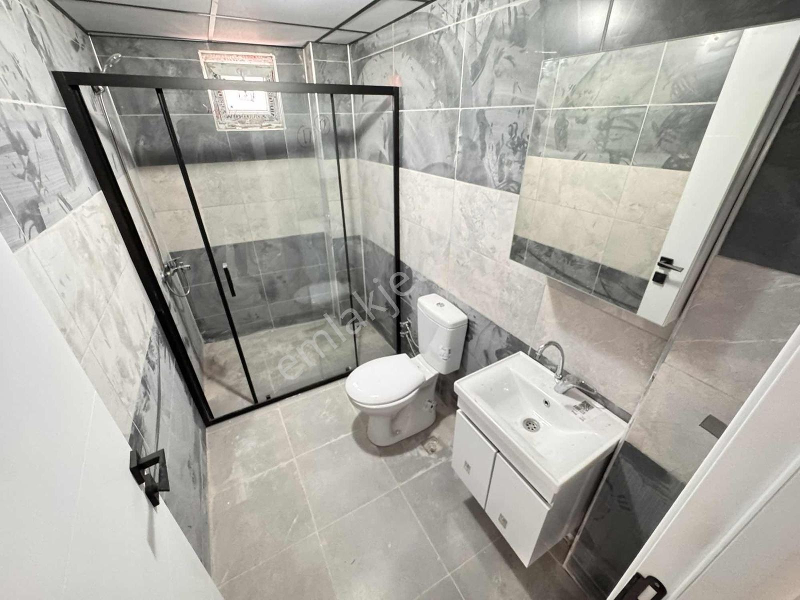 Pera'dan Sütlüce Mah. Eğitimciler Cad. Yakını Kiralık 2+0 Daire - Görsel 12