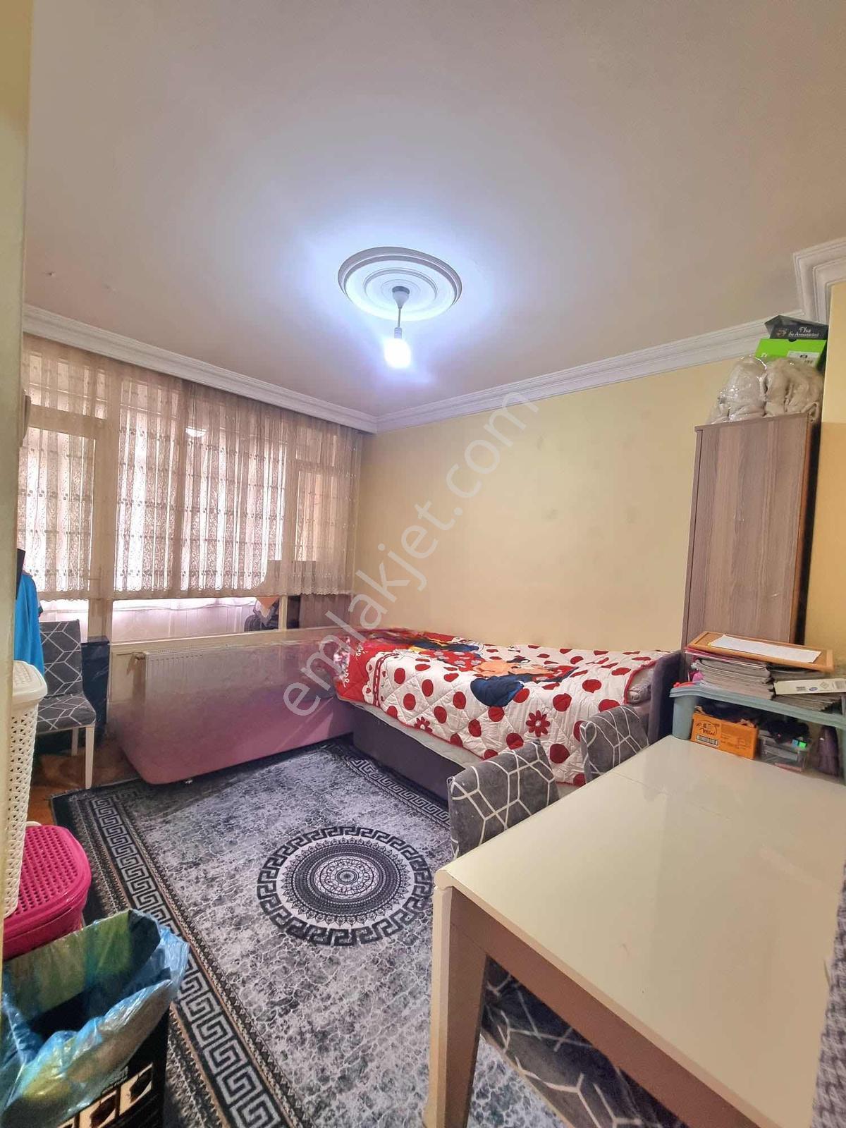 Setbaşı Yeşil Cadde Arakat Kombili 90m² 2+1 Bakımlı Daire - Görsel 3